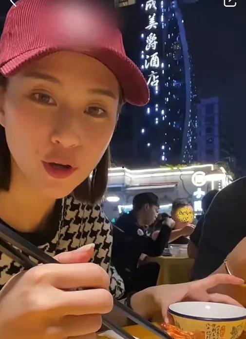 近期娱乐圈吃瓜爆料视频,揭秘明星幕后故事